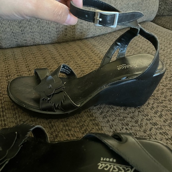 JESDICA SPORT WOMENS SIZE 6 WEDGE SANDALS WITH ANKLE STRAPS - Picture 6 of 7